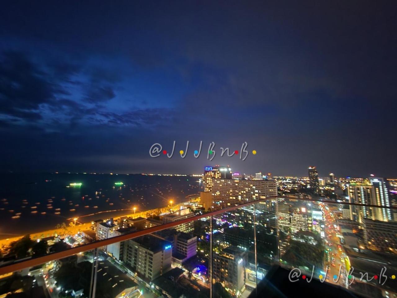 Edge Central Pattaya By Jjj Exteriér fotografie